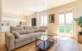 La Dolce Vita - Sunny Penthouse Trastevere Station 100Sqm