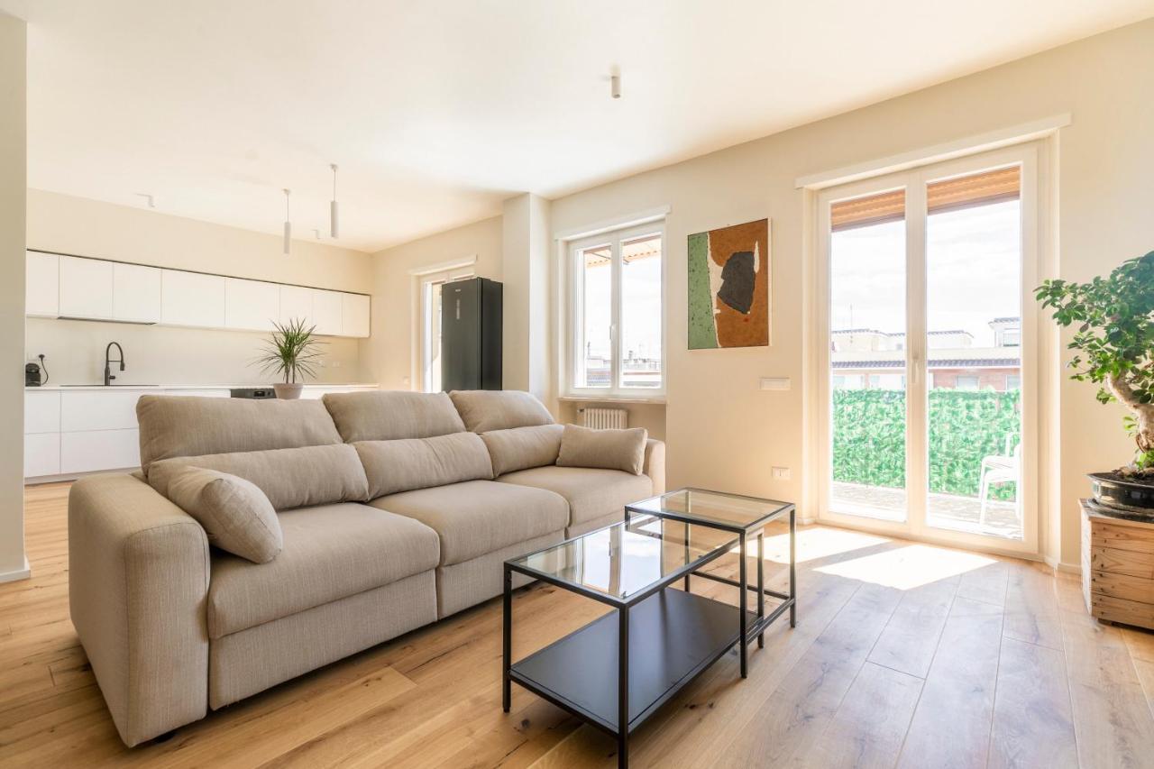 La Dolce Vita - Sunny Penthouse Trastevere Station 100Sqm Roma Esterno foto