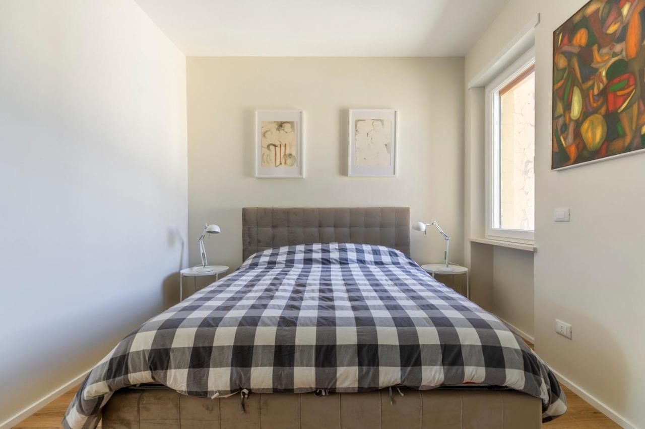 La Dolce Vita - Sunny Penthouse Trastevere Station 100Sqm Roma Esterno foto