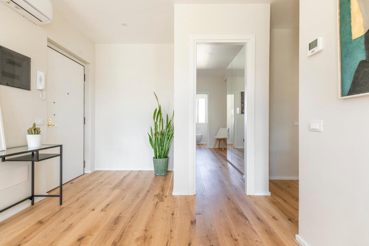 La Dolce Vita - Sunny Penthouse Trastevere Station 100Sqm Roma Esterno foto